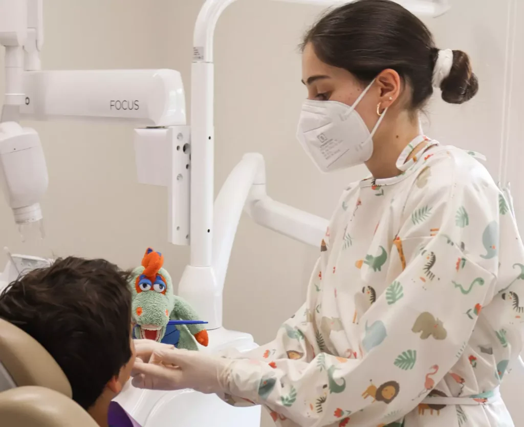 Retrognatismo mandibular em crianças o que os pais precisam de saber